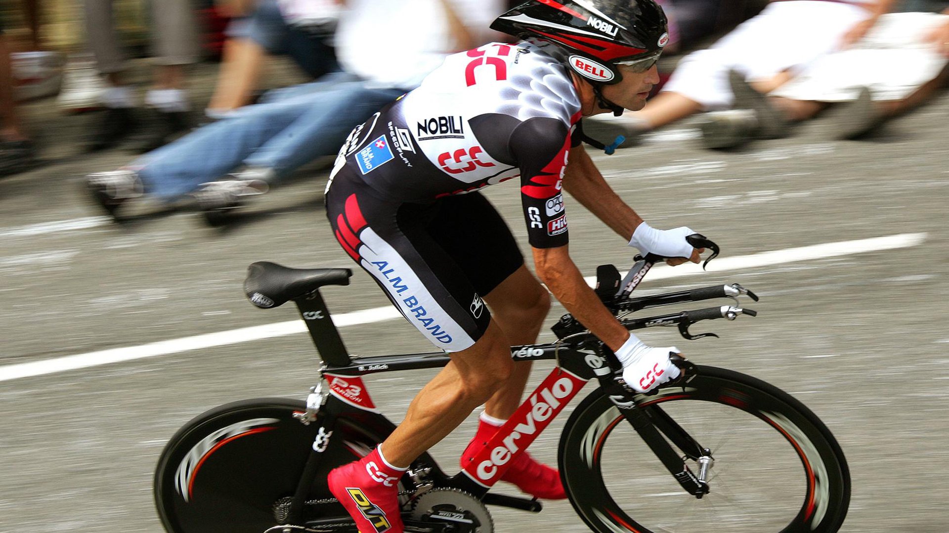 迪巴拉一剑封喉，乌拉圭强势晋级背后的马竞基因与胜负手哲学